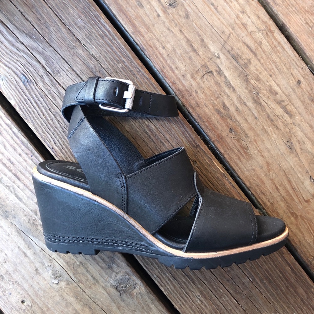 Sorel Wedge Sandals, size 8